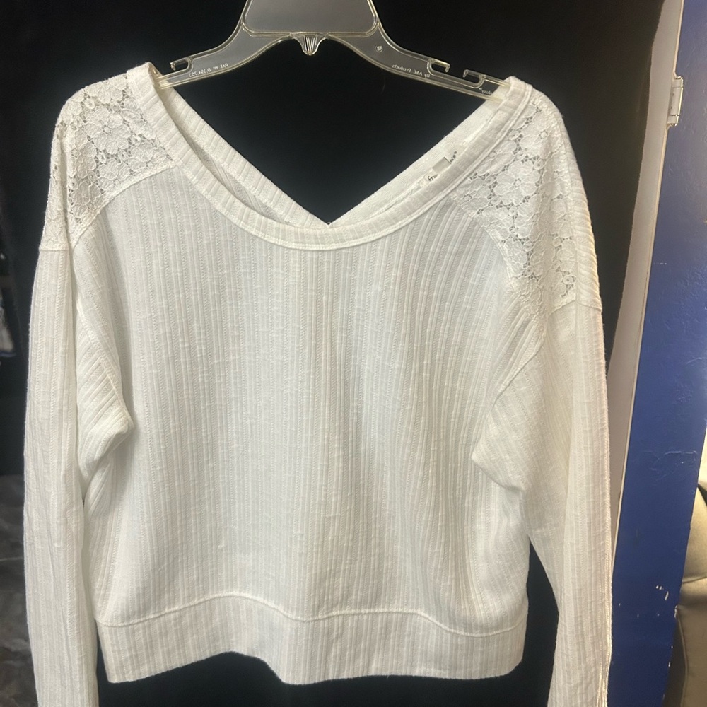 Francesca's White Lace-Trim Knit Top